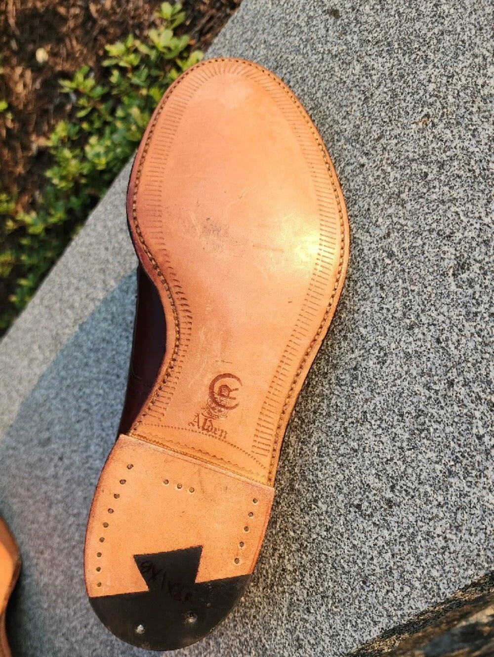 Alden 5434 V-Tip Leather Blucher Shoes (Algonquin Split Toe) size 7.5 D